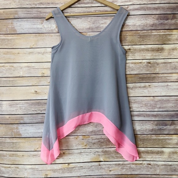 BKE Gray Pink Chiffon Sleeveless Blouse Top Sharkbite Hem Summer - Picture 3 of 5